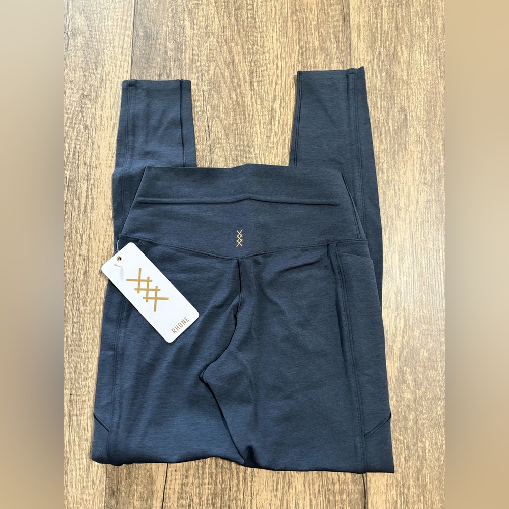 Rhône Heather Revive Pocket Legging | Color: Navy Heather | size: XS - Picture 7 of 7